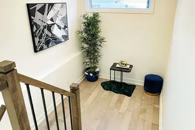 Image de Baraqah Residence Gorgeous 5bd+2Prk Home 15min-Mtl