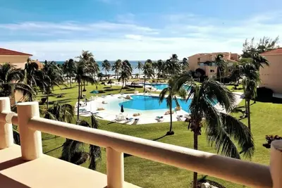 Image de Cozy Penthouse W/Pool-BeachAccess-PrivateJacuzzi