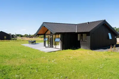 Image de Belle maison à Stege avec sauna