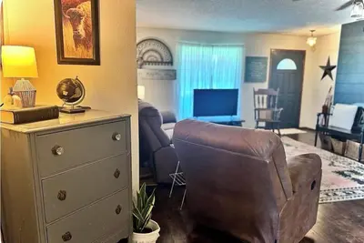 Image de Family friendly Countryside stay! Easy access to Route 66 and I-40