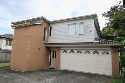 Image de 5 Bedroom House, 82a Richardson Road, Mt Albert, Auckland