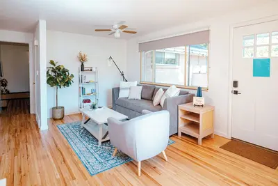 Image de Spacious & Cozy Home near Olde Town Arvada