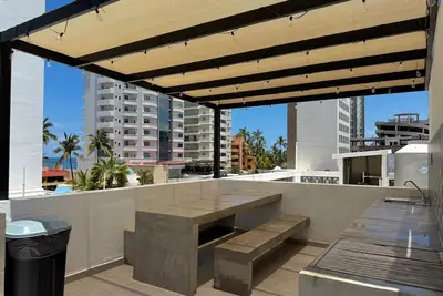 Image de Charming Loft Near the Beach By PartnerHost