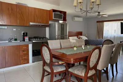 Image de Family Apartment a few blocks from the beach By Partner