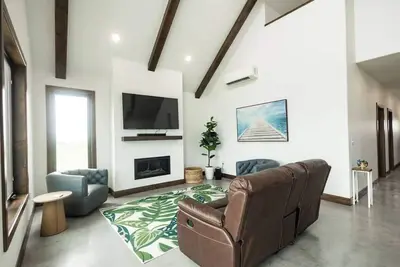 Image de Dry Lake Lodge - On the shore of Dry Lake