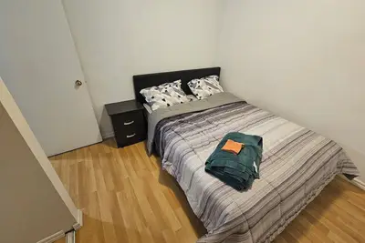 Image de Beautiful 3 bedroom house just 20 minutes to Pearson airport