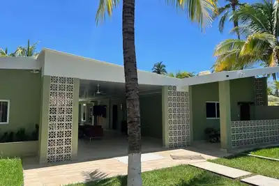 Image de Rancho CoronaDelMar Spacious 5 Bedroom Private Beach House w/ Ac and Hot Water