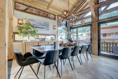 Image de Ferme Colline: splendide 5 chambres au centre de Morzine 10 à 12 personnes