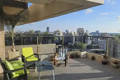 Image de Spacious & Luxurious 5br in Holon w/ Ac, Wi-Fi, Veranda, Parking, Near Tel Aviv