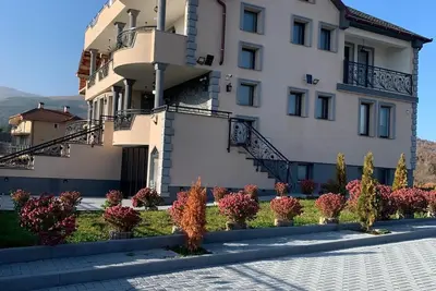 Image de Modern Property with Gym