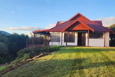 Image de Perfect holiday cottage Along the Serene Blackwood River and nature walk.