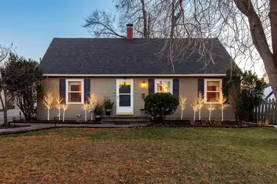 Image de ‼️Crane Haven - Boutique-Inspired with Modern Flare