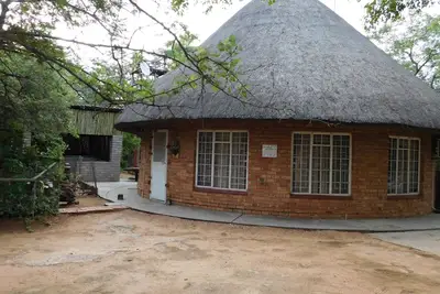 Image de Cosy Hut, Rustic Marloth Cottage Near Kruger Gate, Ideal for Nature Lovers