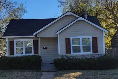 Image de Comfy & Cozy 2-bedroom house that is conveniently located