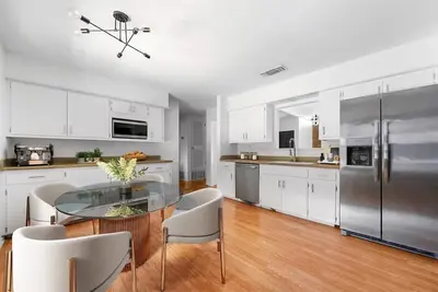 Image de Modern 4br Austin Retreat