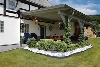 Image de Appartement de vacances avec terrasse privée, jardin commun et Wi-Fi