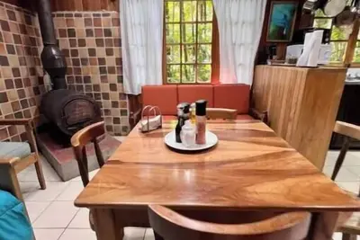 Image de Cabin inside International Park “Pila”