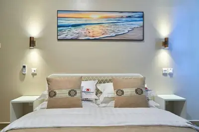 Image de Westwood Residences all six units