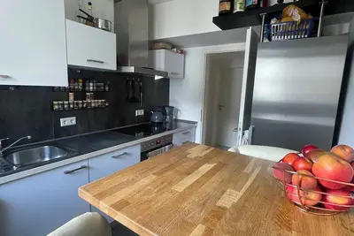 Image de Central apartment on the 1st floor, close to the highway