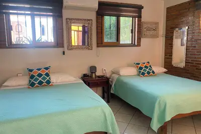 Image de Brisa Suave a charming studio suite with coastal décor