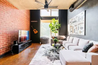 Image de Obsidian Loft | Sauna | City Views