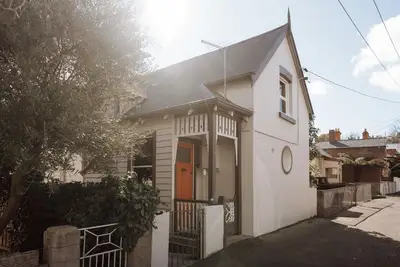 Image de The Balfour - Classic Cottage in Cbd Café Quarter