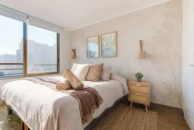 Image de Home Office+Tour por Stgo. +Metro Santa Lucia