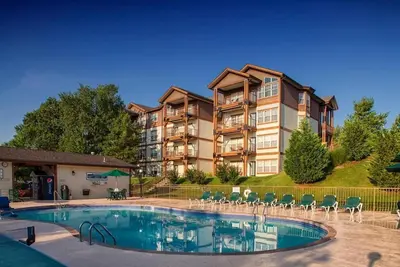 Image de Mountain Escape w/ Kitchen & Balcony – Ideal for Nature-Loving Groups | 3 Units