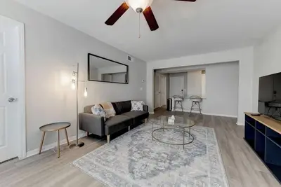 Image de Spacious apartment w/pool & hot tub