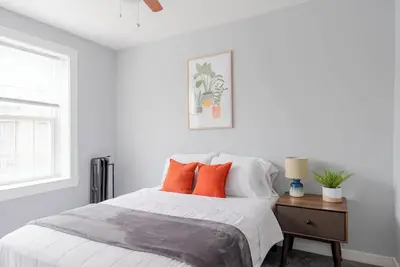 Long-Term Rental • Comfy, Clean & Nurse-Friendly
