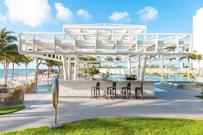 Image de Cozy 2-bedroom condo with Ac, fitness room in amazing Cancún