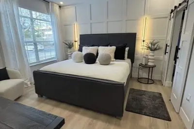 Image de Fantastic Condo at Avalon - (Ground Floor) Fully Renovated! ! !