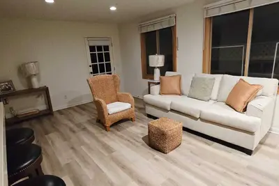 Image de 3 Bedroom Coastal Retreat in beautiful Summerland