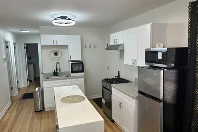 Image de Cozy 2-bedroom house Riverdale with central heating and Ac.