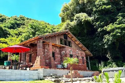 Image de Outdoor experience on a small island in Hakata Bay! Enjoy the view of Fukuoka City from the outdoor Jacuzzi, relax your body and mind in the authentic tent sauna, and enjoy local food at the Bbq!