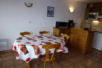 Image de 3 Pièces pour 6 Personnes