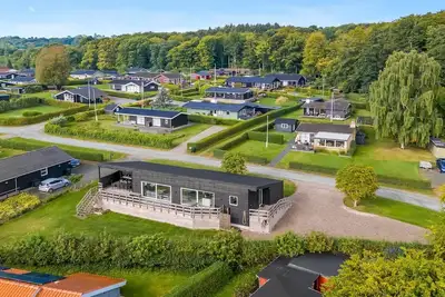 Image de \"Fin\" - 150m from the sea by Interhome