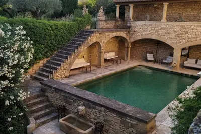 Image de Chateau De Luxe A Louer Uzes Provence