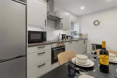 Image de City Pulse 2 Bed Apartment - Short Stays Uk
