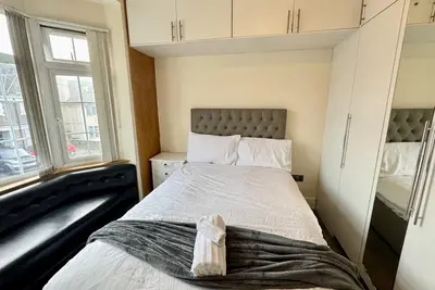 Image de Luxury 8 Bed Home Near Luton Airport