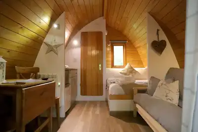 Image de Pod-Sdb privée-Appartement-Vue sur le bois