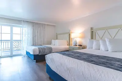 Image de Ocean View 1br w/ Private Balcony – Perfect Family Retreat! | Parking | Pool