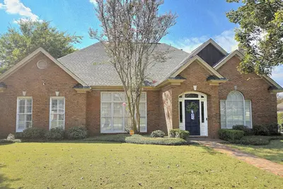 Image de Spacious and Elegant 5br Home Near EastChase Mall!