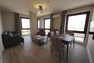 Royal Homes 403 & 404