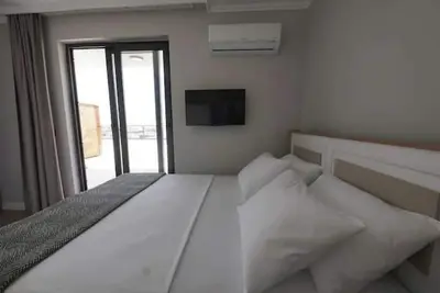 Royal Homes 504 & 505