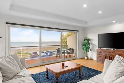 Image de Rhyll Seaside Penthouse