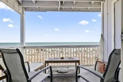 Image de New! A Sea Escape 1-Bedroom Villa