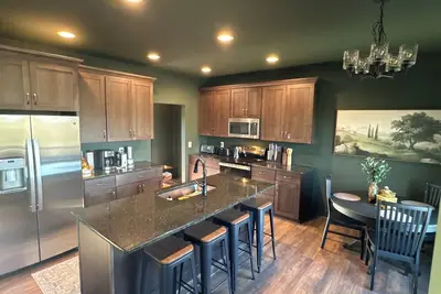 Image de Charming Mountain Home- Gather, Relax, Explore