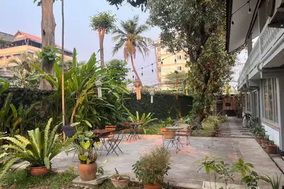 Image de Private Floor with Terraces, kitchen, Living Room & 4 Comfortable Ac Bedrooms.