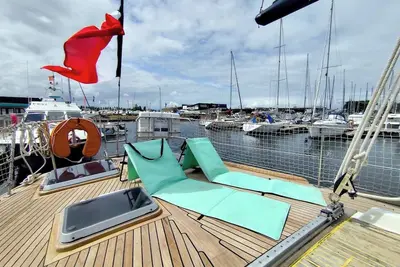 Image de Saga, voilier authentique et confortable en bois